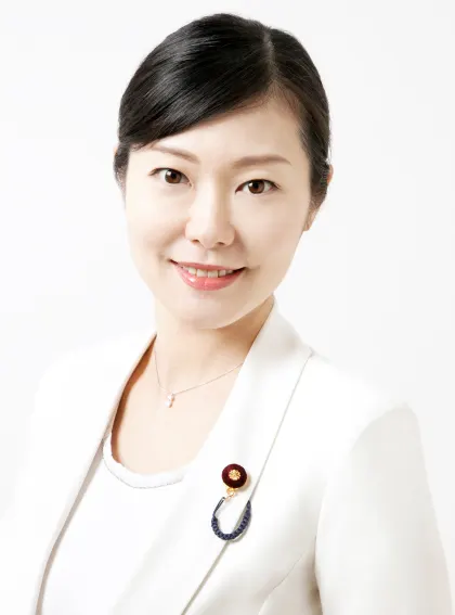 加藤鮎子