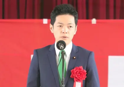 緑川貴士