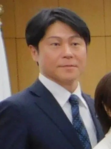 梅谷守