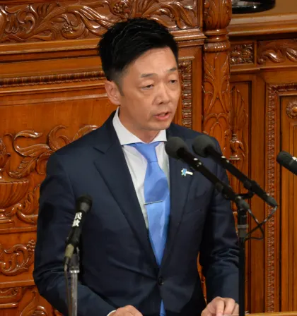 源馬謙太郎