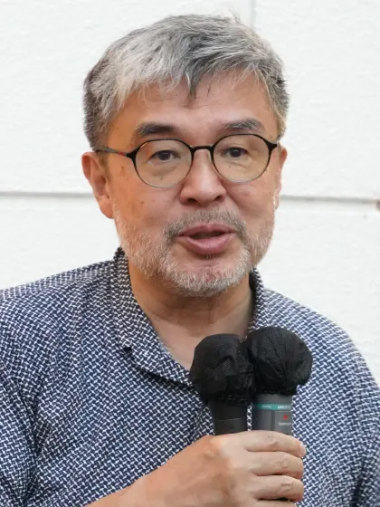上村英明