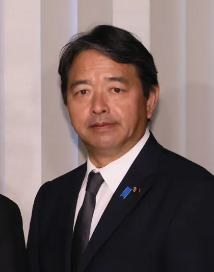 榛葉賀津也