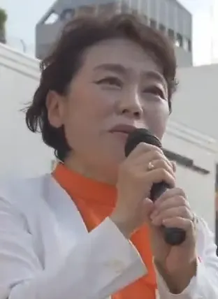 高木真理