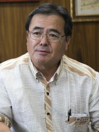 新垣邦男